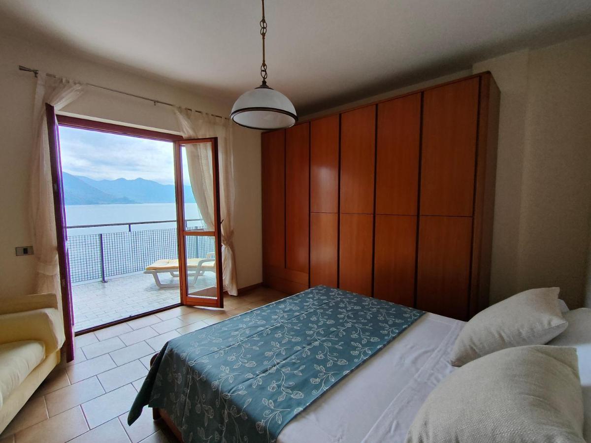 Iseolakerental- Casa Trentapassi Riva di Solto Exteriör bild