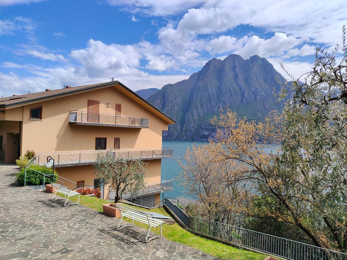 Iseolakerental- Casa Trentapassi Riva di Solto Exteriör bild