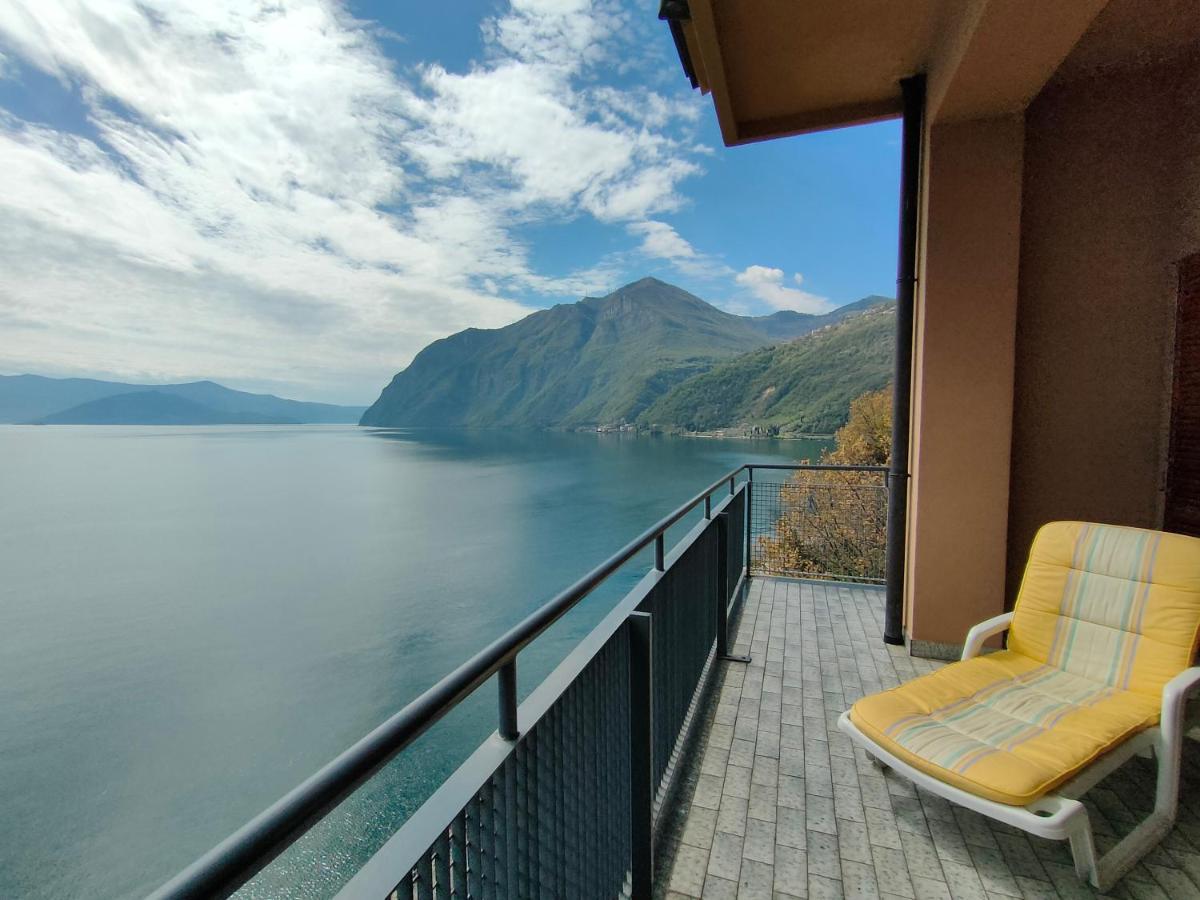 Iseolakerental- Casa Trentapassi Riva di Solto Exteriör bild