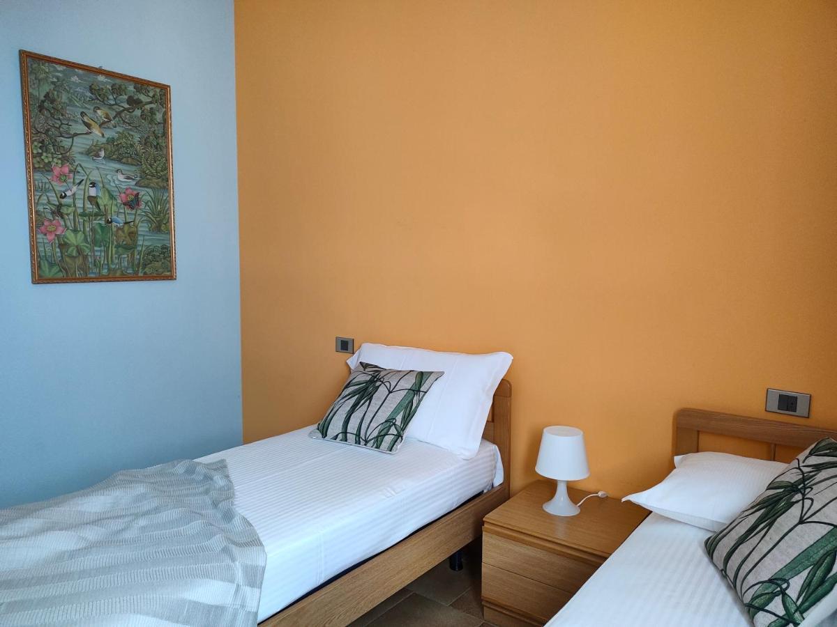 Iseolakerental- Casa Trentapassi Riva di Solto Exteriör bild