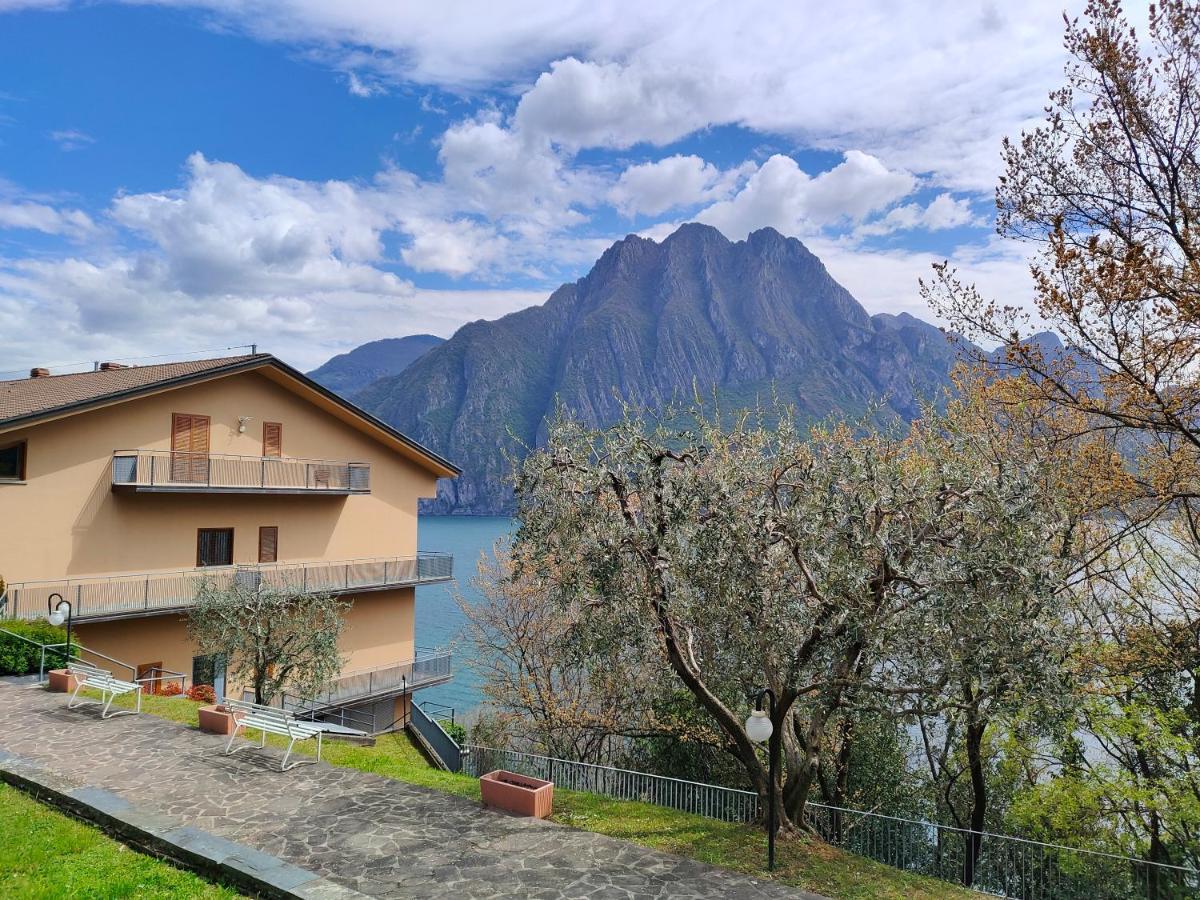 Iseolakerental- Casa Trentapassi Riva di Solto Exteriör bild