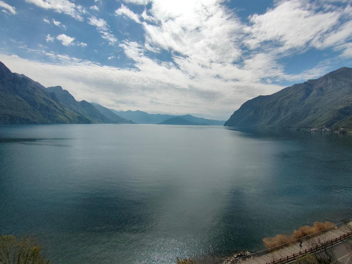 Iseolakerental- Casa Trentapassi Riva di Solto Exteriör bild